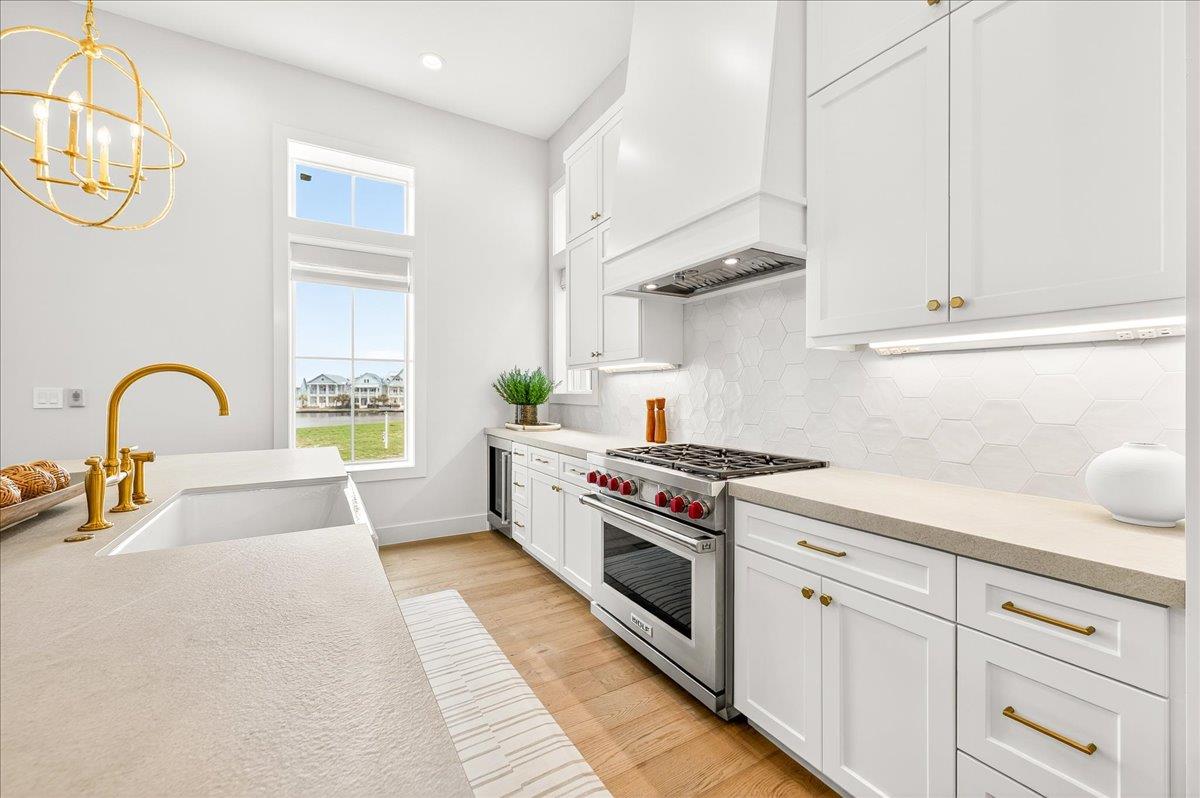 2nd Floor, Kitchen