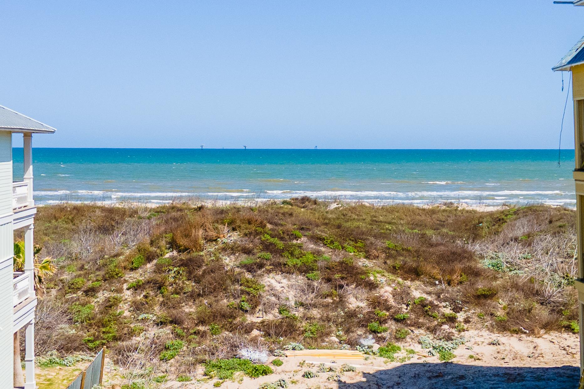 Primary King Balcony View, 3rd Floor