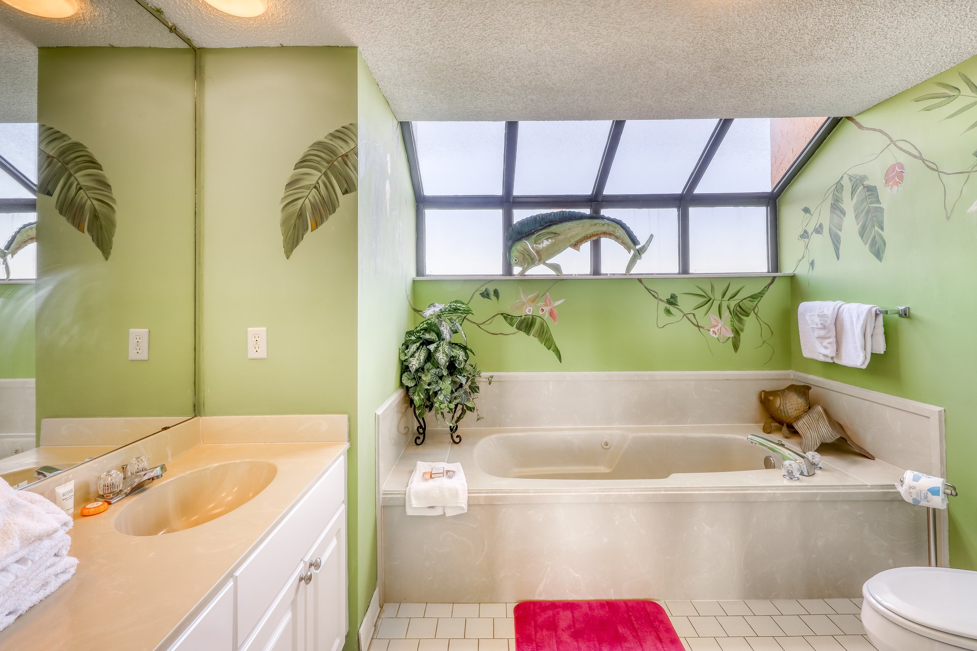 Four Seasons 704W 13