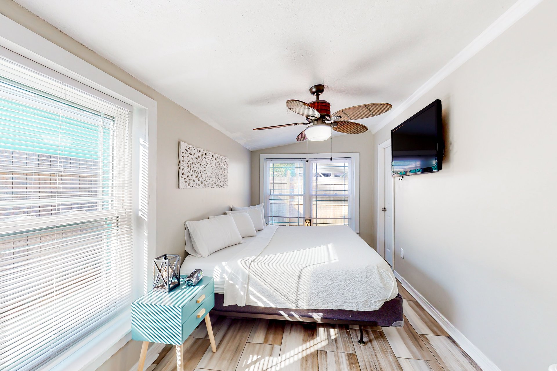 Azul Seaside Cottage 13