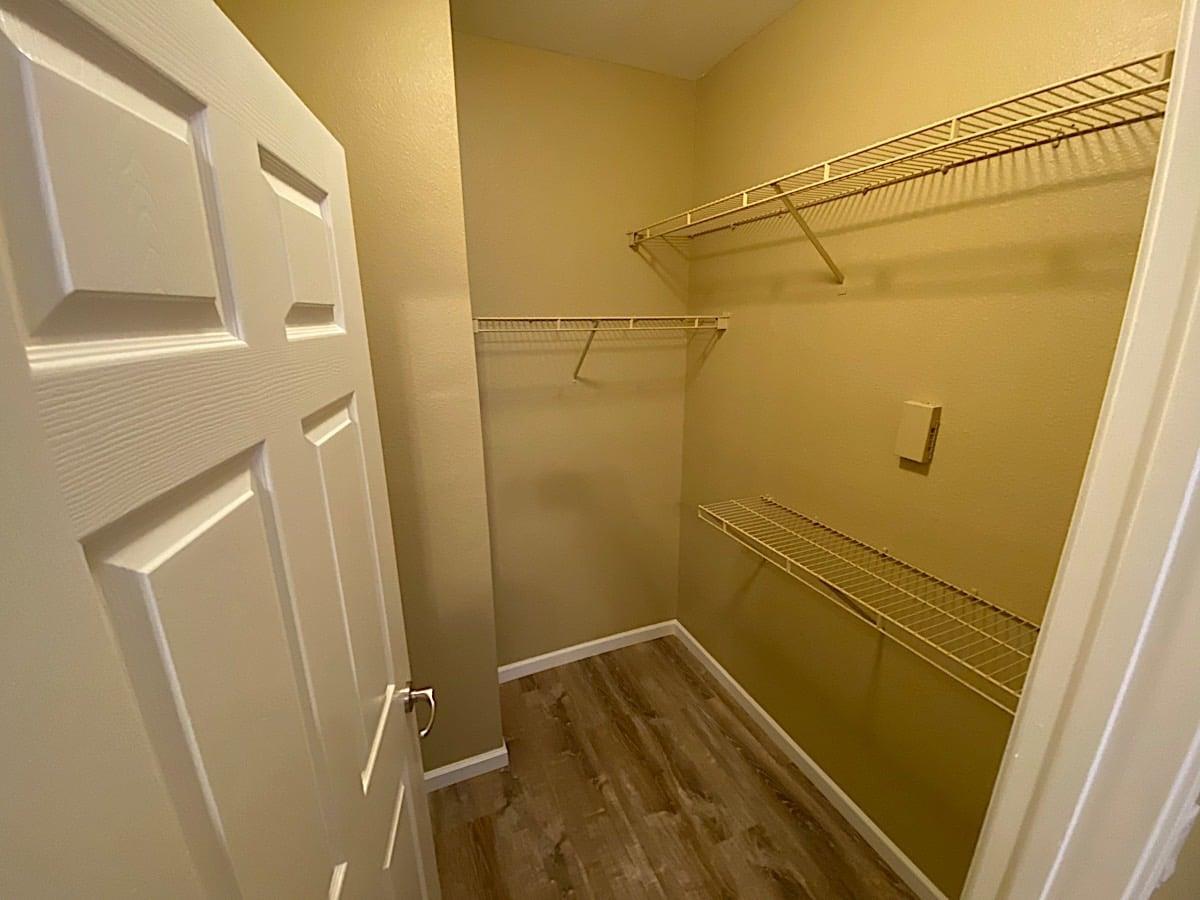 Width1280
