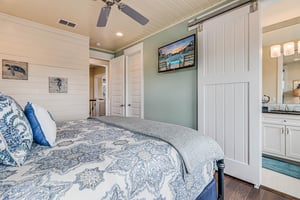 King Suite, 2nd Floor