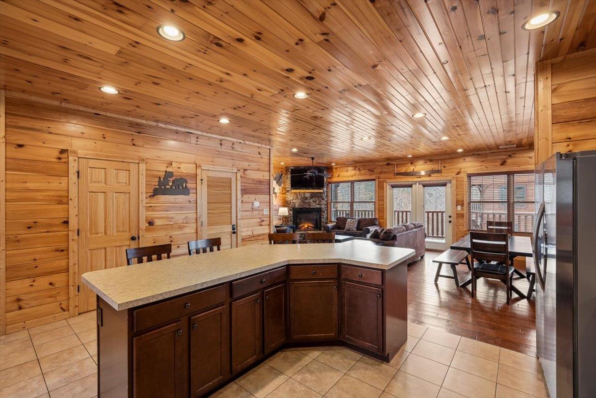 49Kitchen