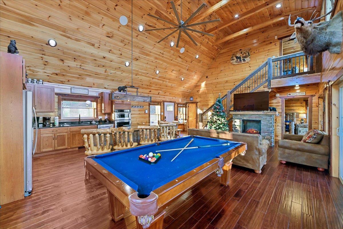 28Rec Room