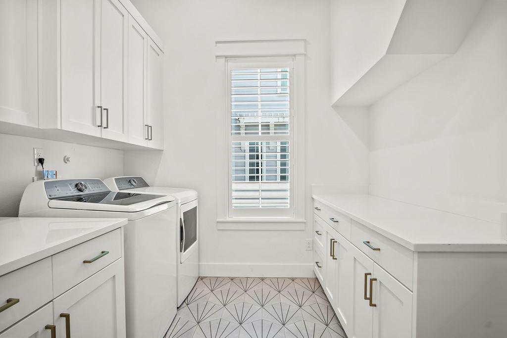 Laundry Room With Storage, 1st Floor
