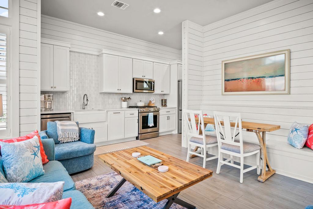 Living  Dining, 1st Floor