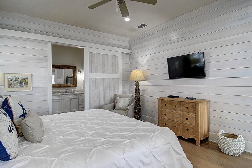 2nd Floor Master Bedroom