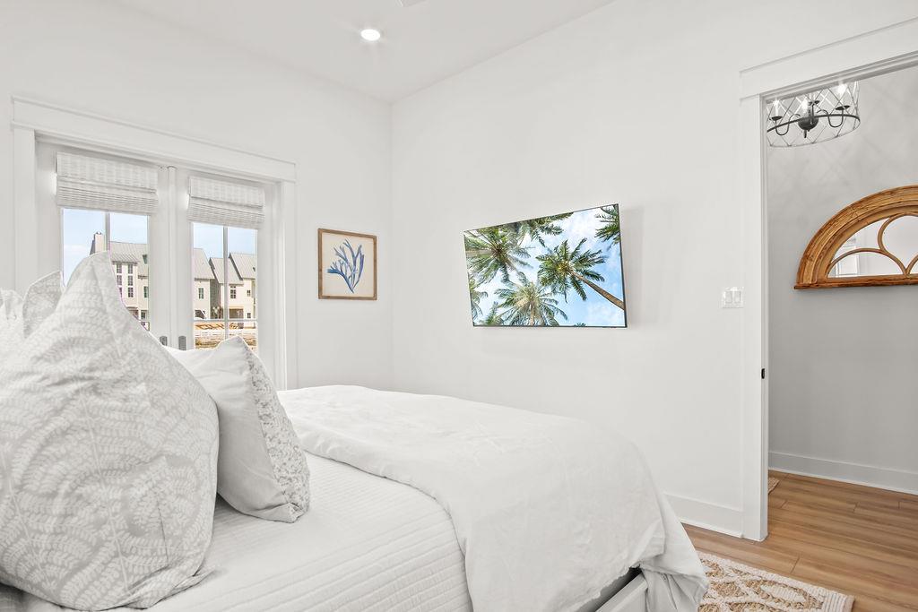 Second King Bedroom, 1st Floor