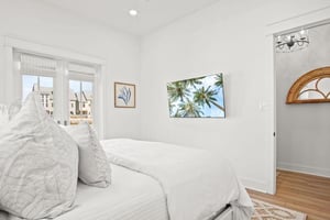 Second King Bedroom, 1st Floor