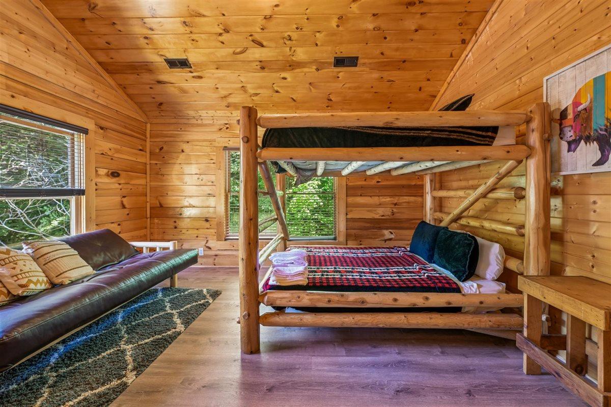 104Bedroom