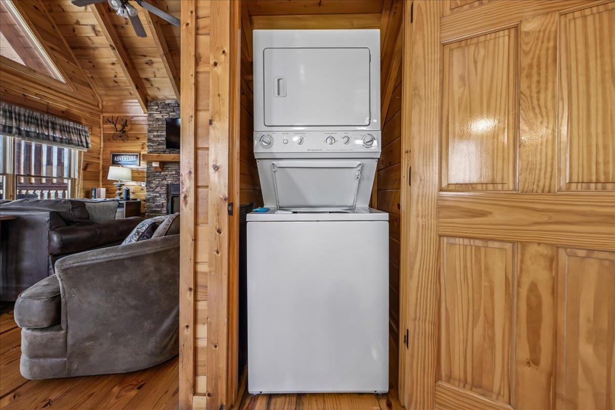 Main Level  Laundry Closet