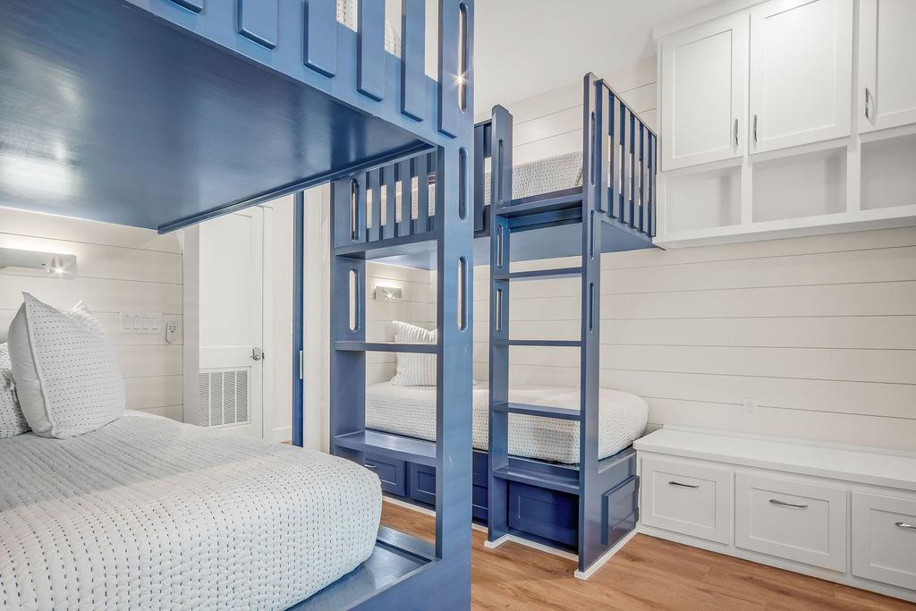 Bunk Bedroom, 1st Floor