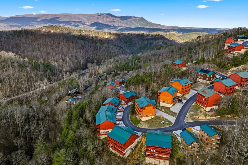 Nestled in the breathtaking Smoky Mountains, this scenic mountain resort offers stunning elevated views and peaceful forest surroundings for your perfect getaway.