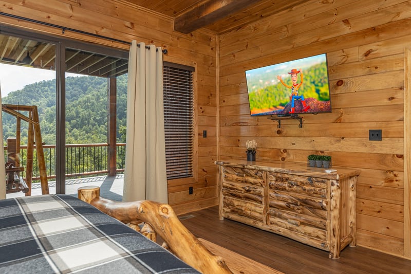 King bedroom with attached bath