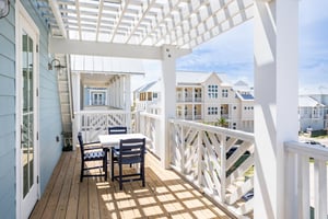 Ensuite King Bedroom Deck Access, 2nd Floor