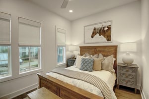 Queen Bedroom with private bathroom, 2nd Floor