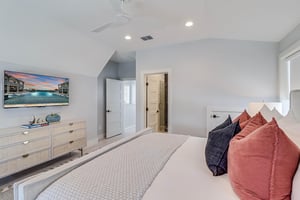 King Suite, 3rd Floor