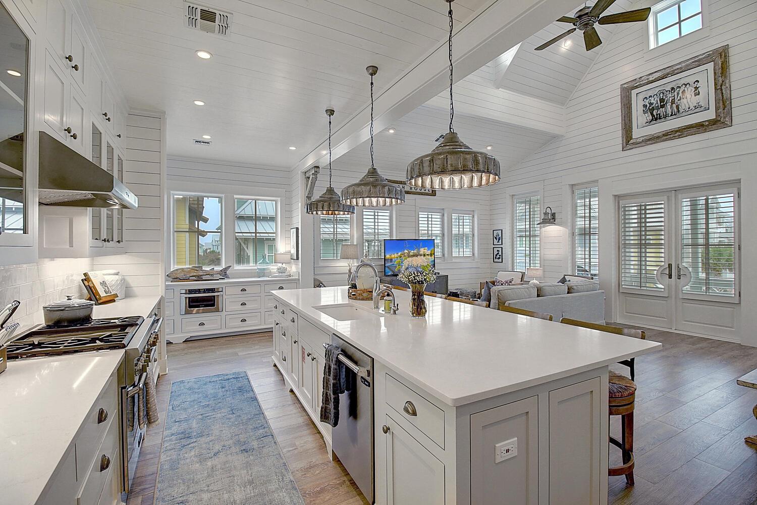 Kitchen, 2nd Floor