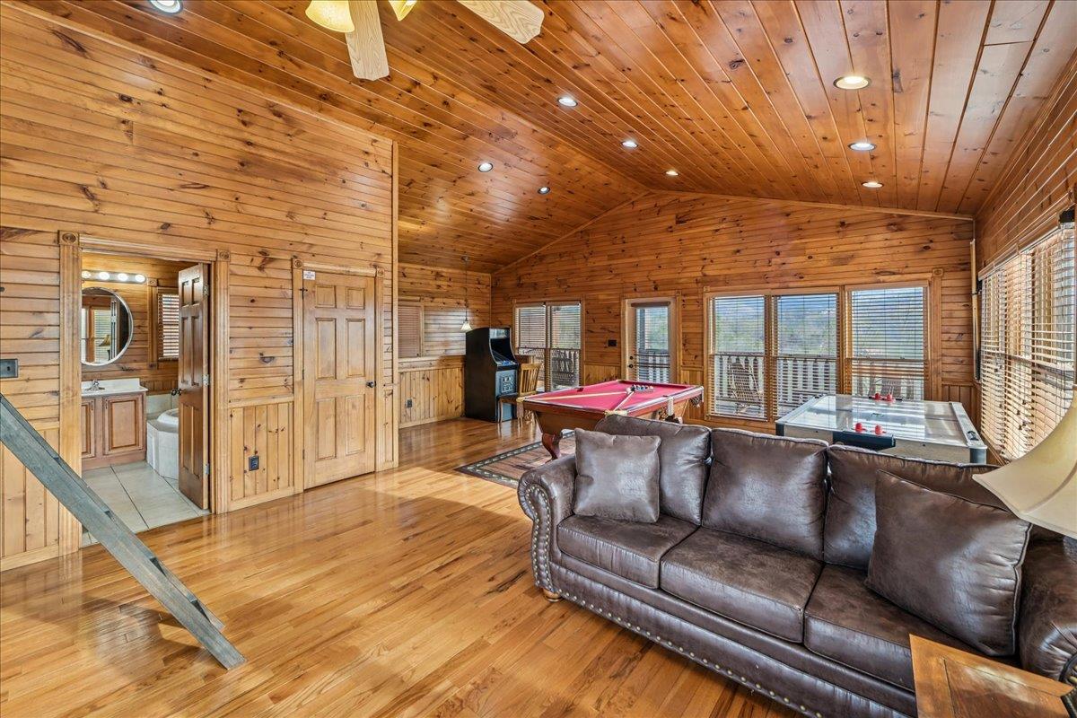 43Rec Room