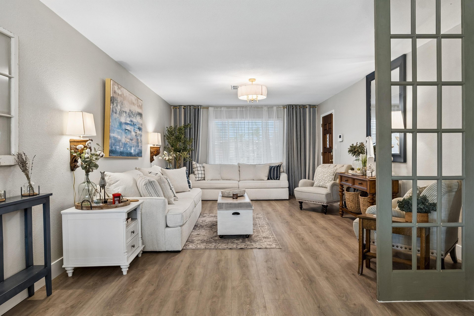 Ample seating and openconcept floor plan.