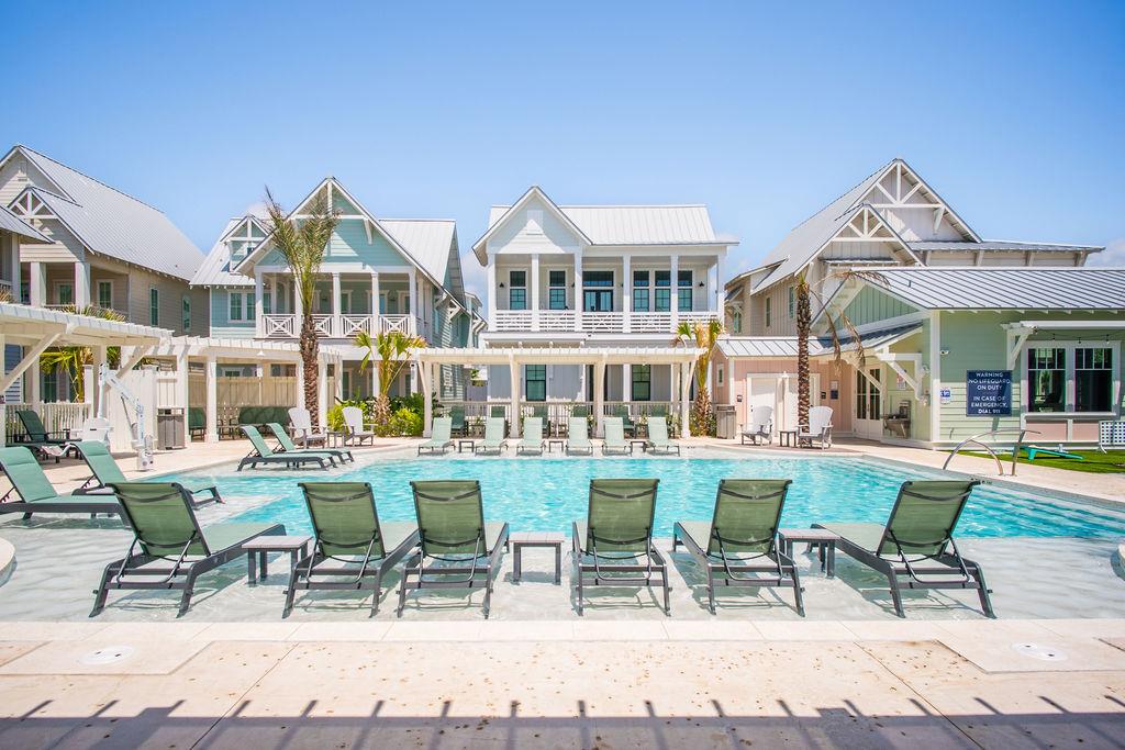 Glow Pool  Fitness Center