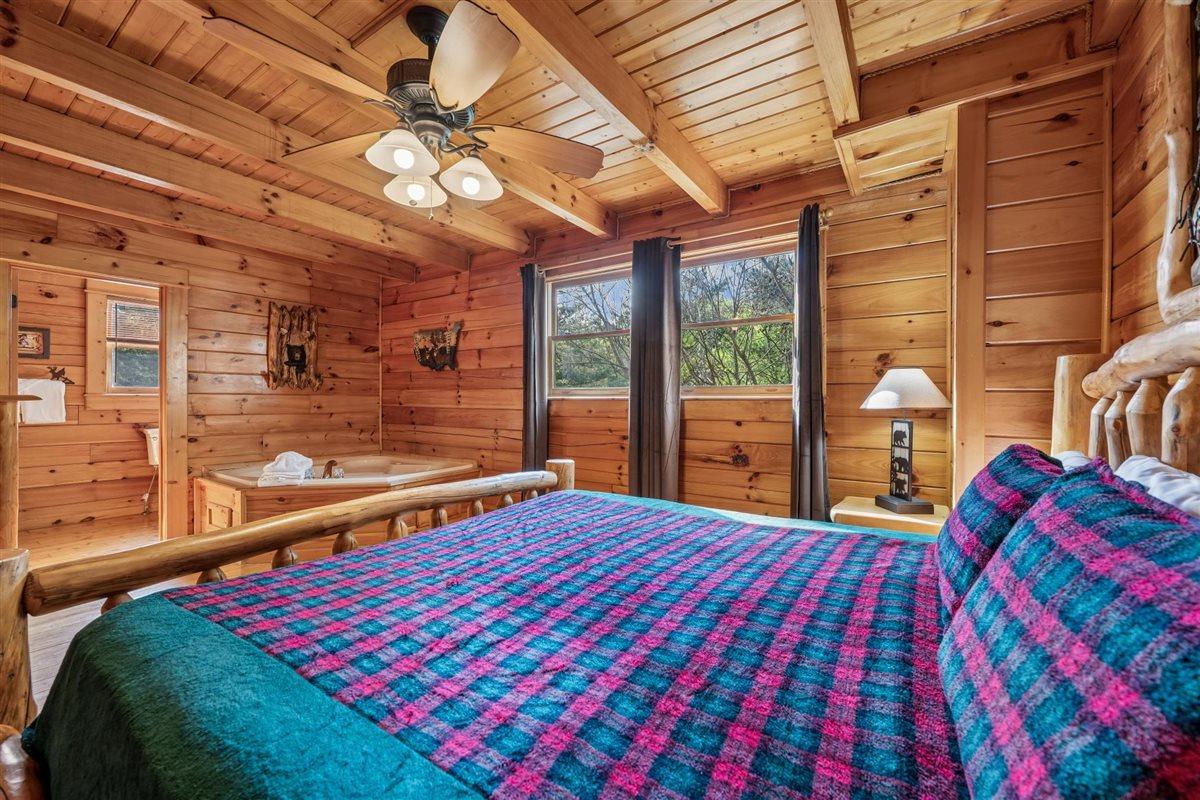 22Primary Bedroom