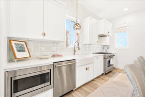Kitchen, 1st Floor