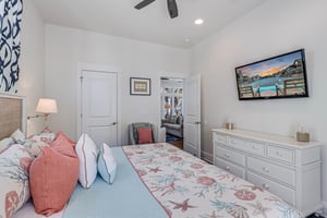 Primary King Bedroom, 1st Floor