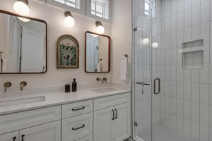 2nd Floor King Suite