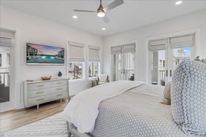 Primary King Bedroom, 2nd Floor