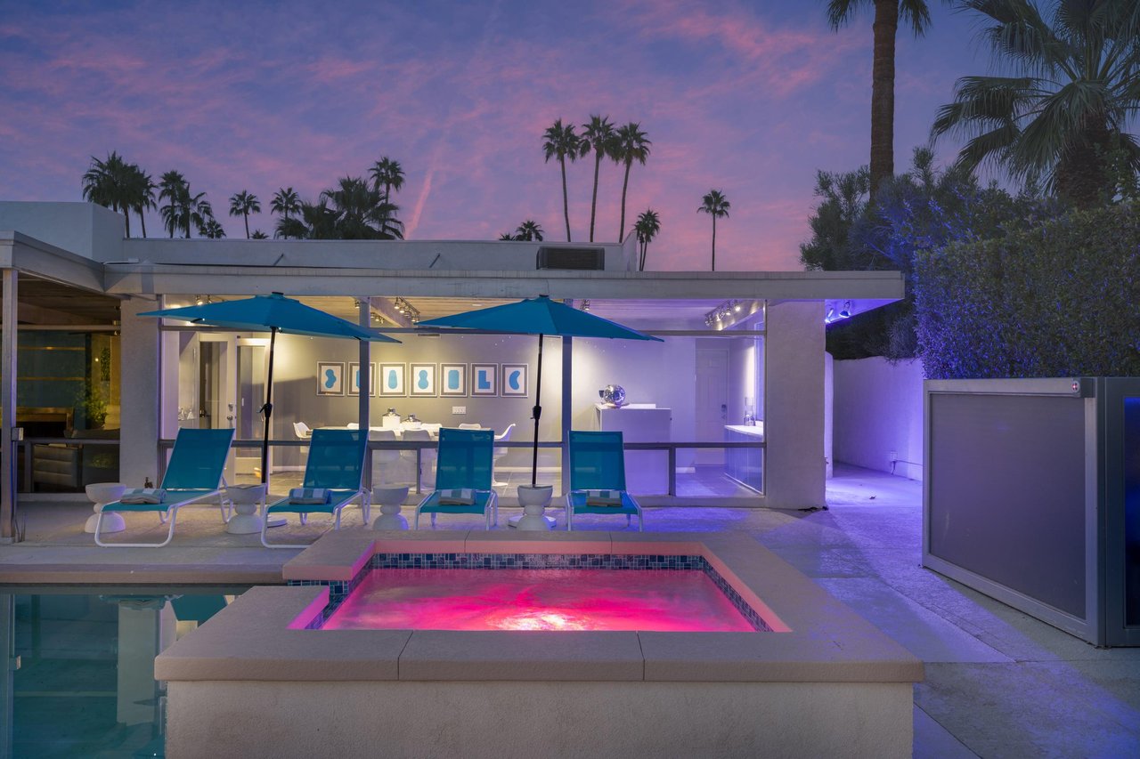 Enjoy ambient pool lighitng
