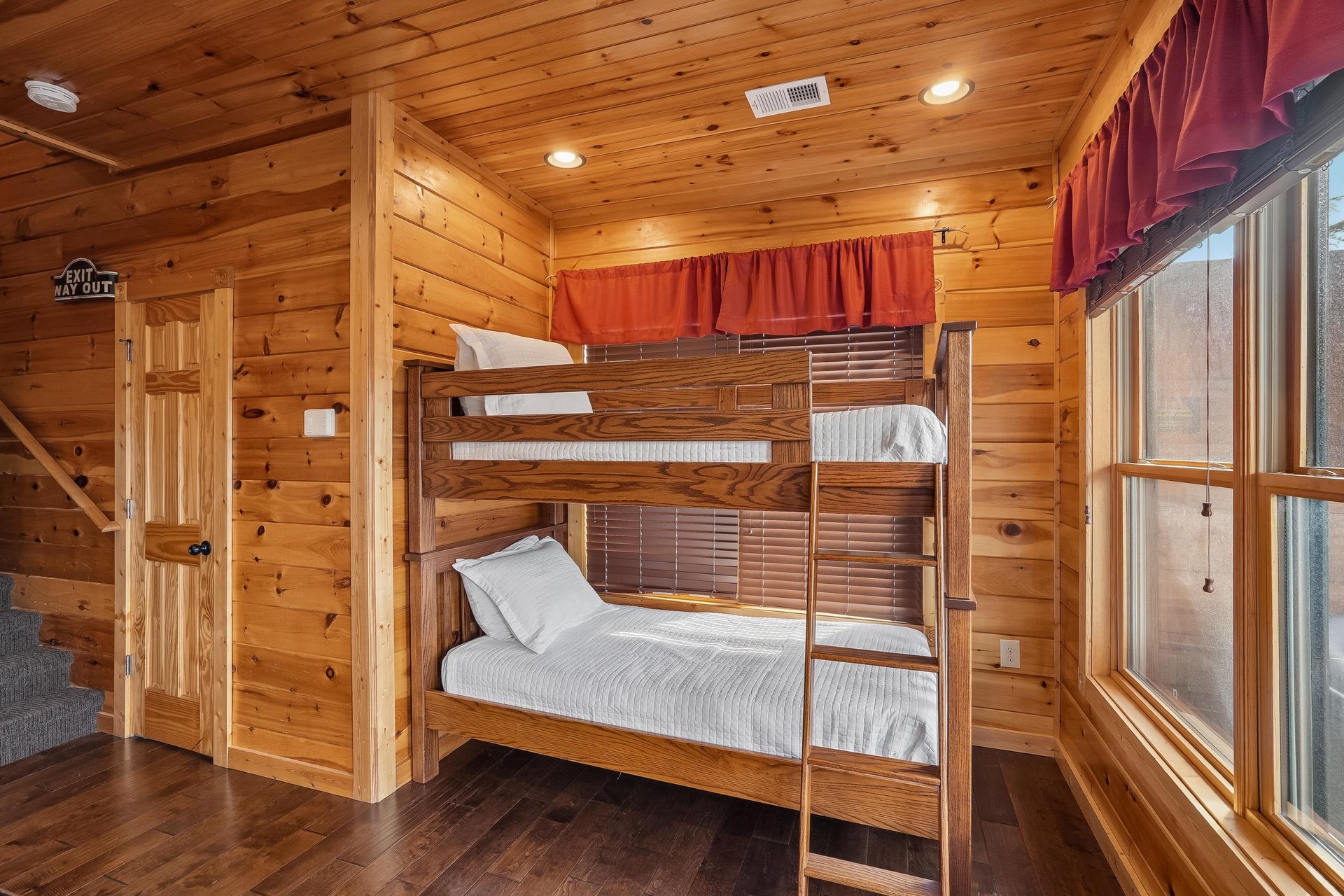 27Bunk Bed