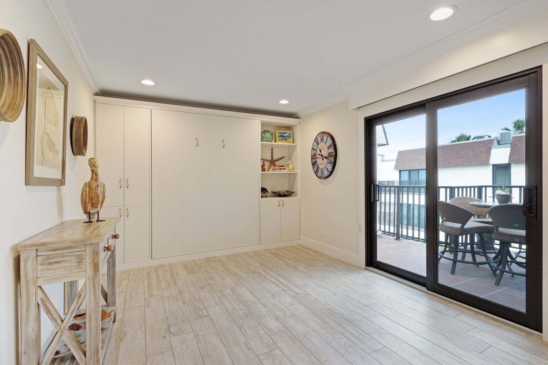 Waters Edge 208 S 23