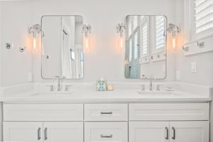 Primary Bathroom, 2nd Floor