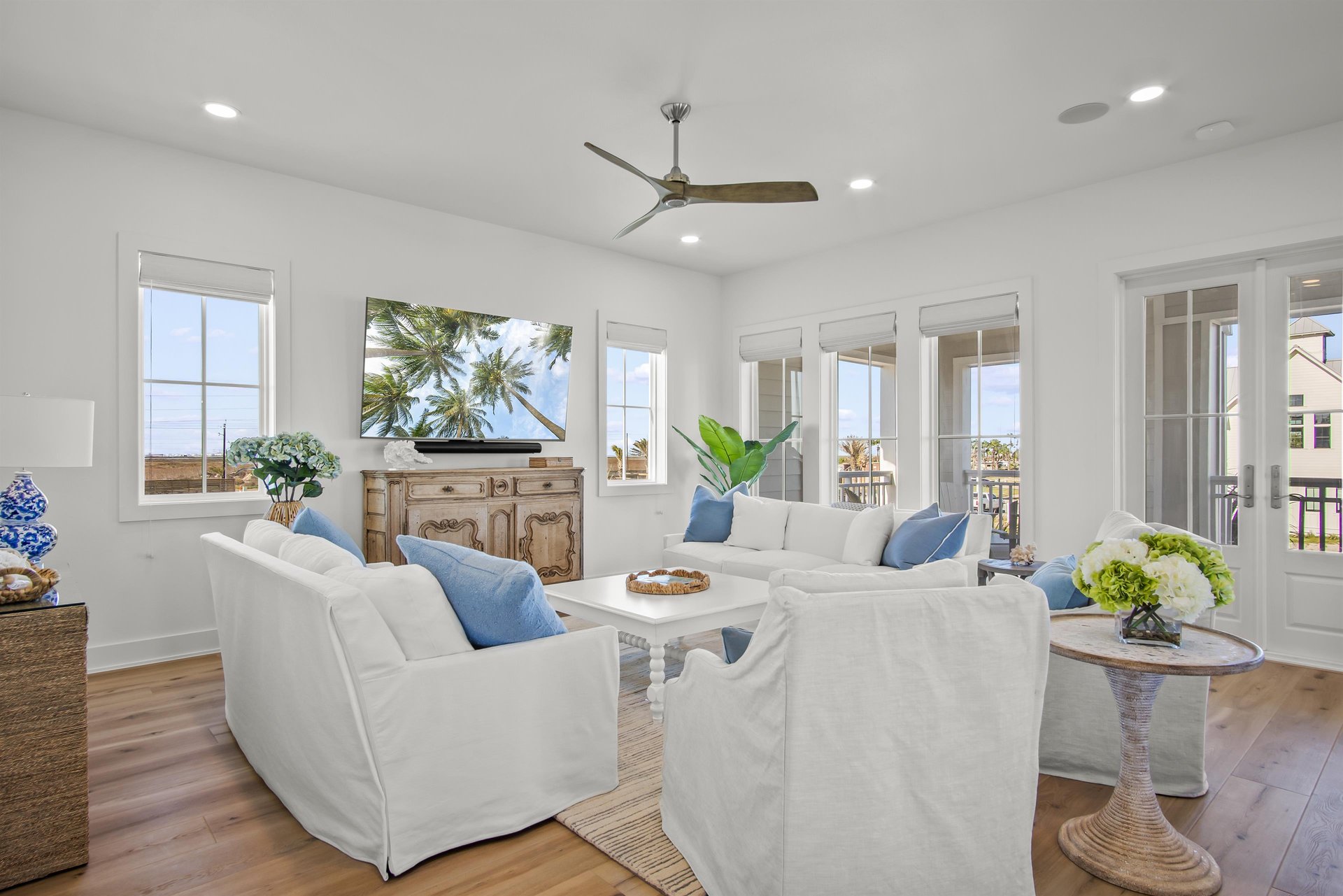 Main Living Room, 2nd Floor