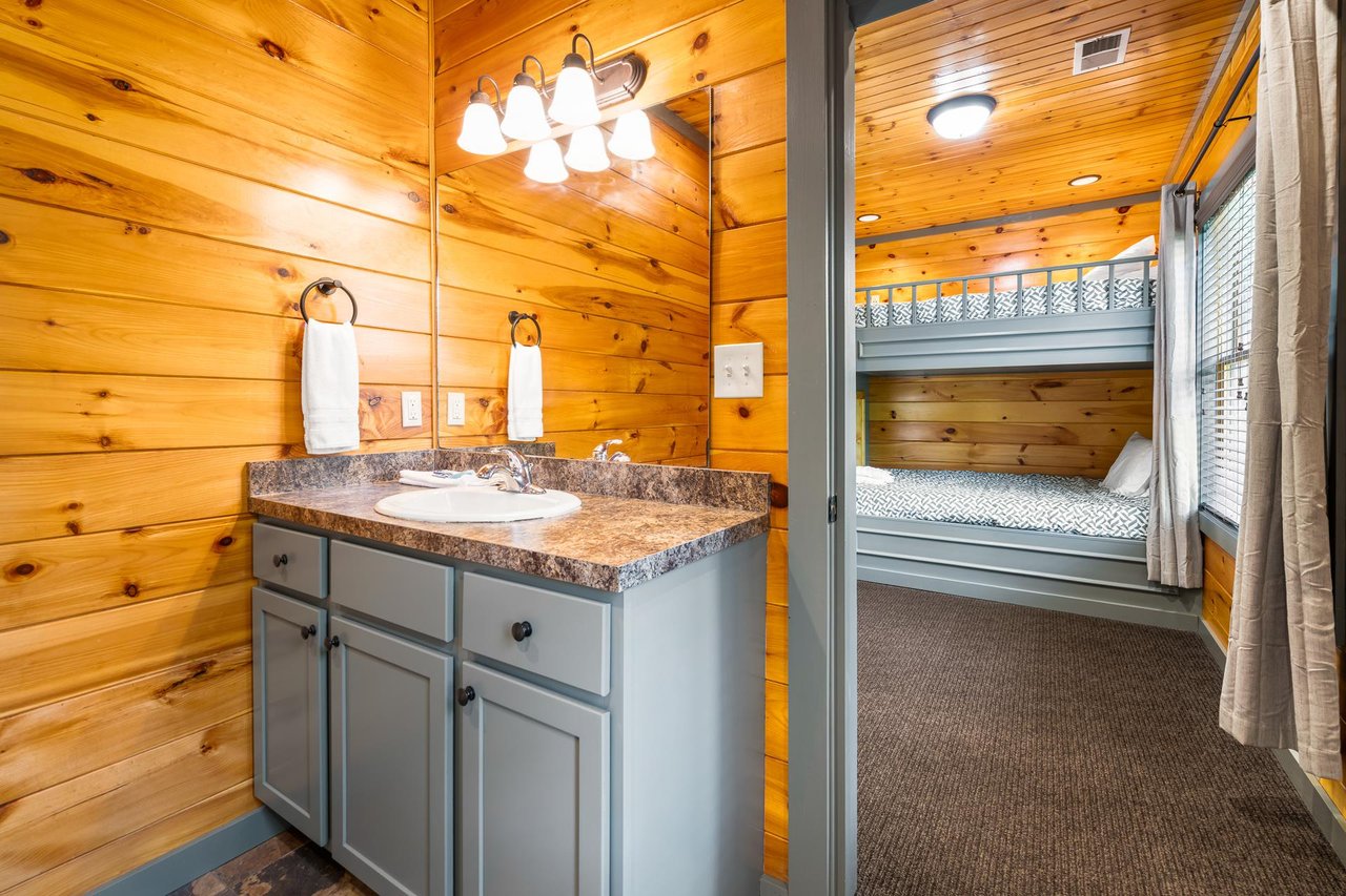 The Gatlinburg Lodge 254