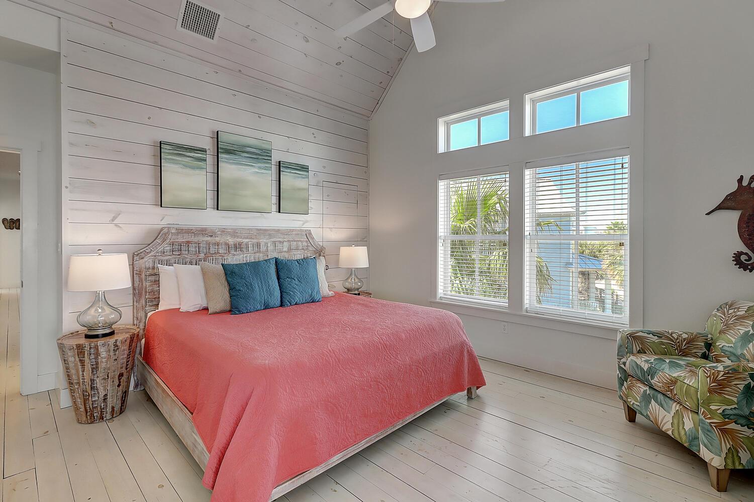 Primary King Bedroom, 2nd Floor