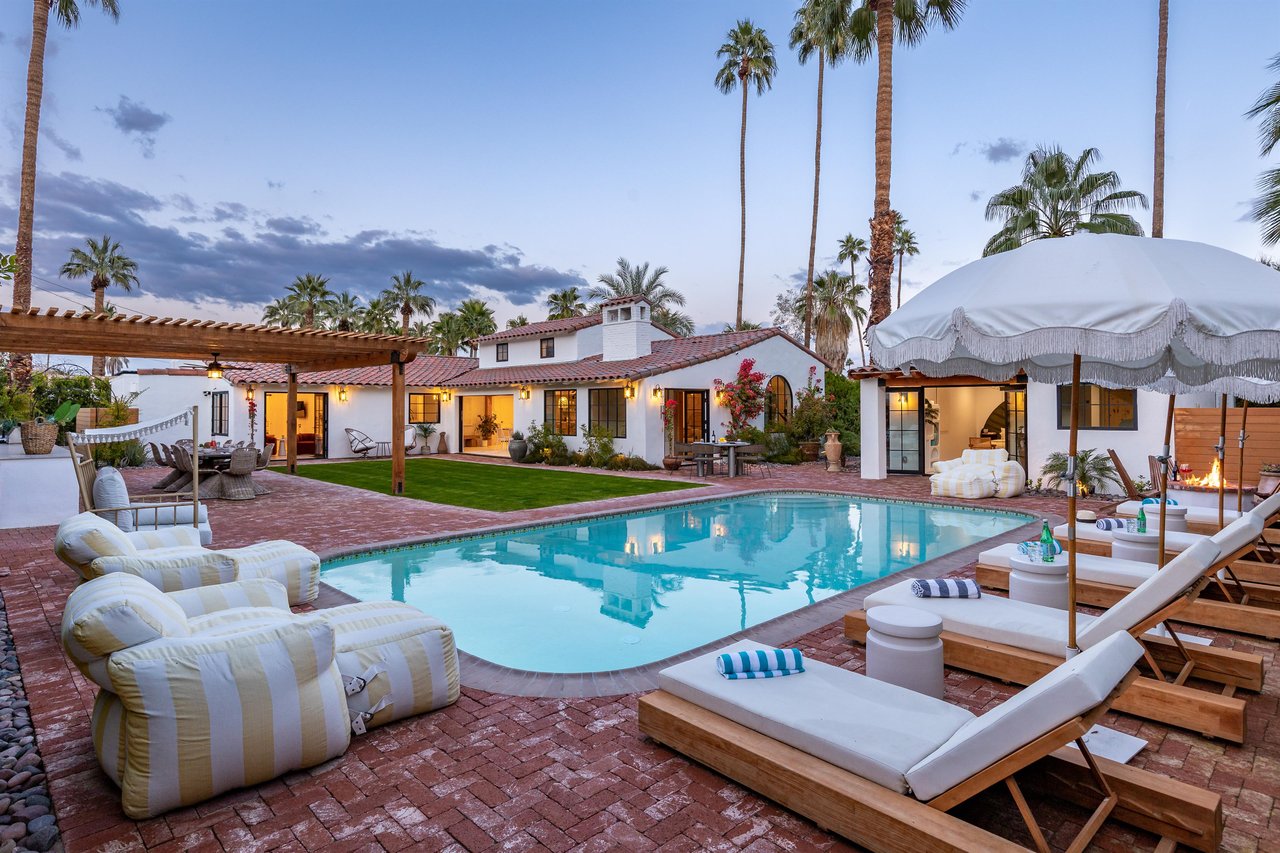 Stunning backyard