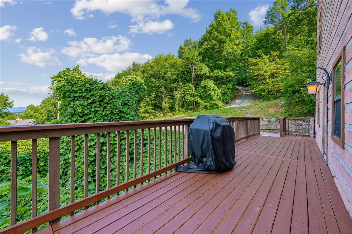 006Porch