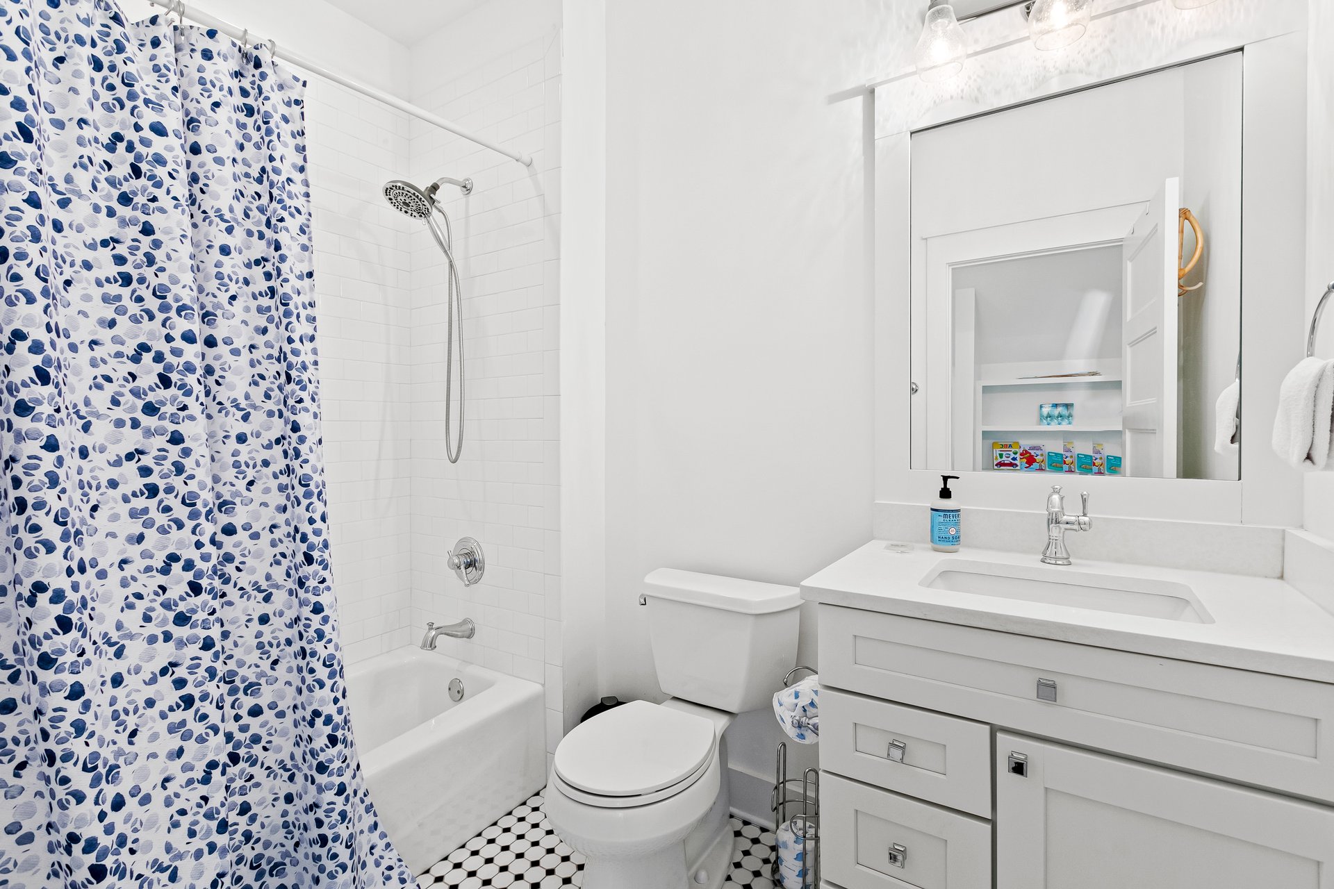 Level Par at Dune Allen 23