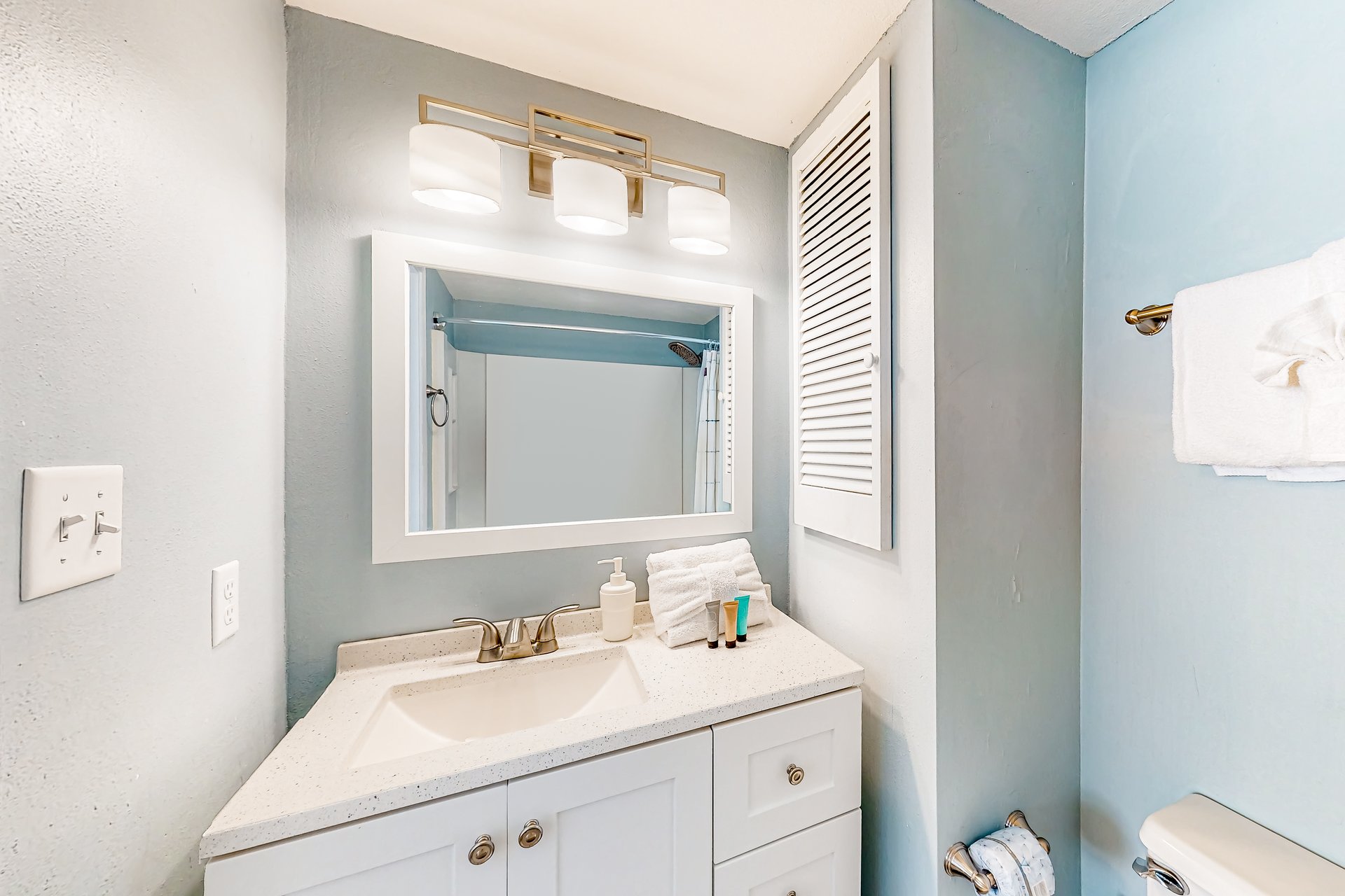 Commodores Landing 204 17