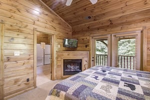 King Bed and Fireplace