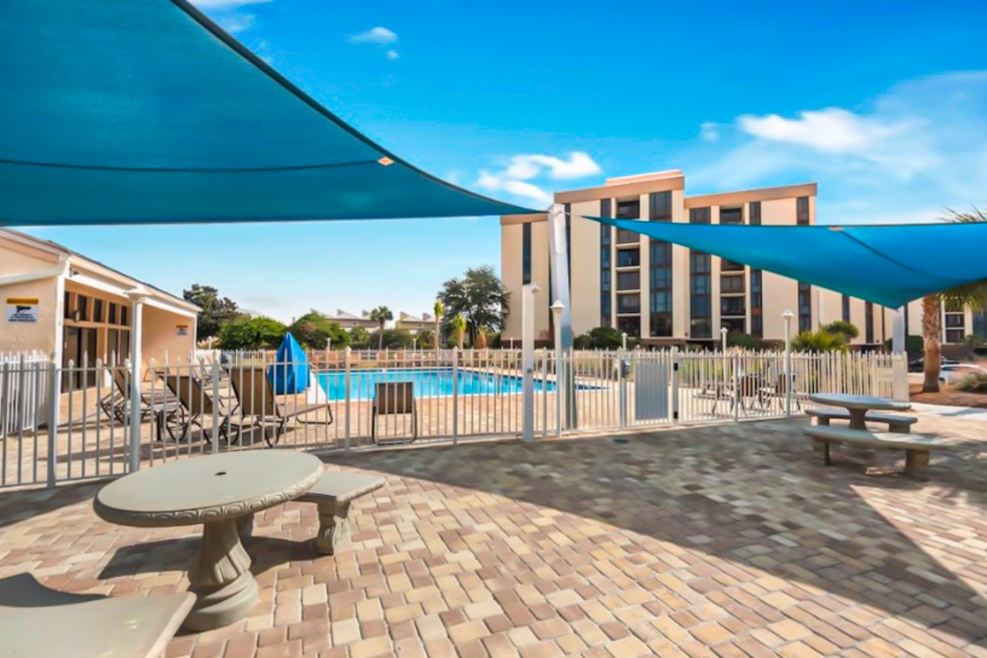 Destination Paradise 53