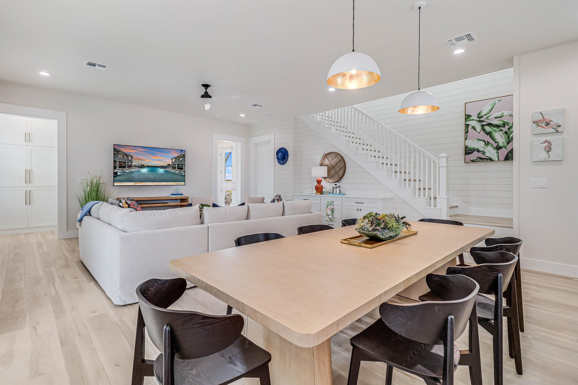 Dining Area, 1st Floor