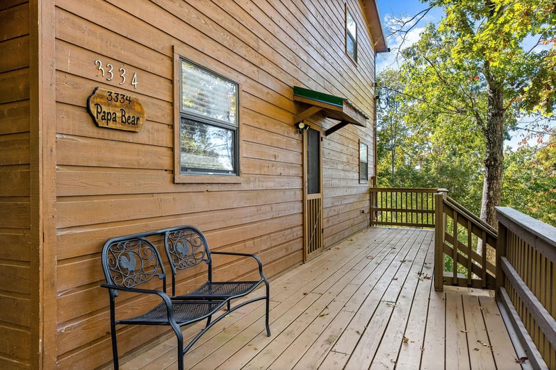 Side door to Papa Bear cabin