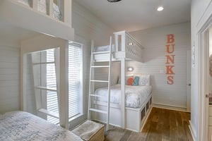 1st Floor Bunk Room