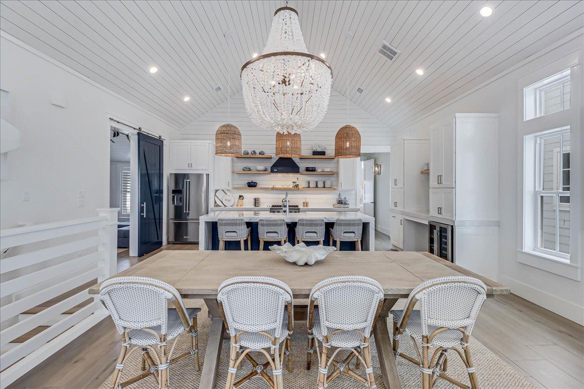 2nd Floor, Dining Area