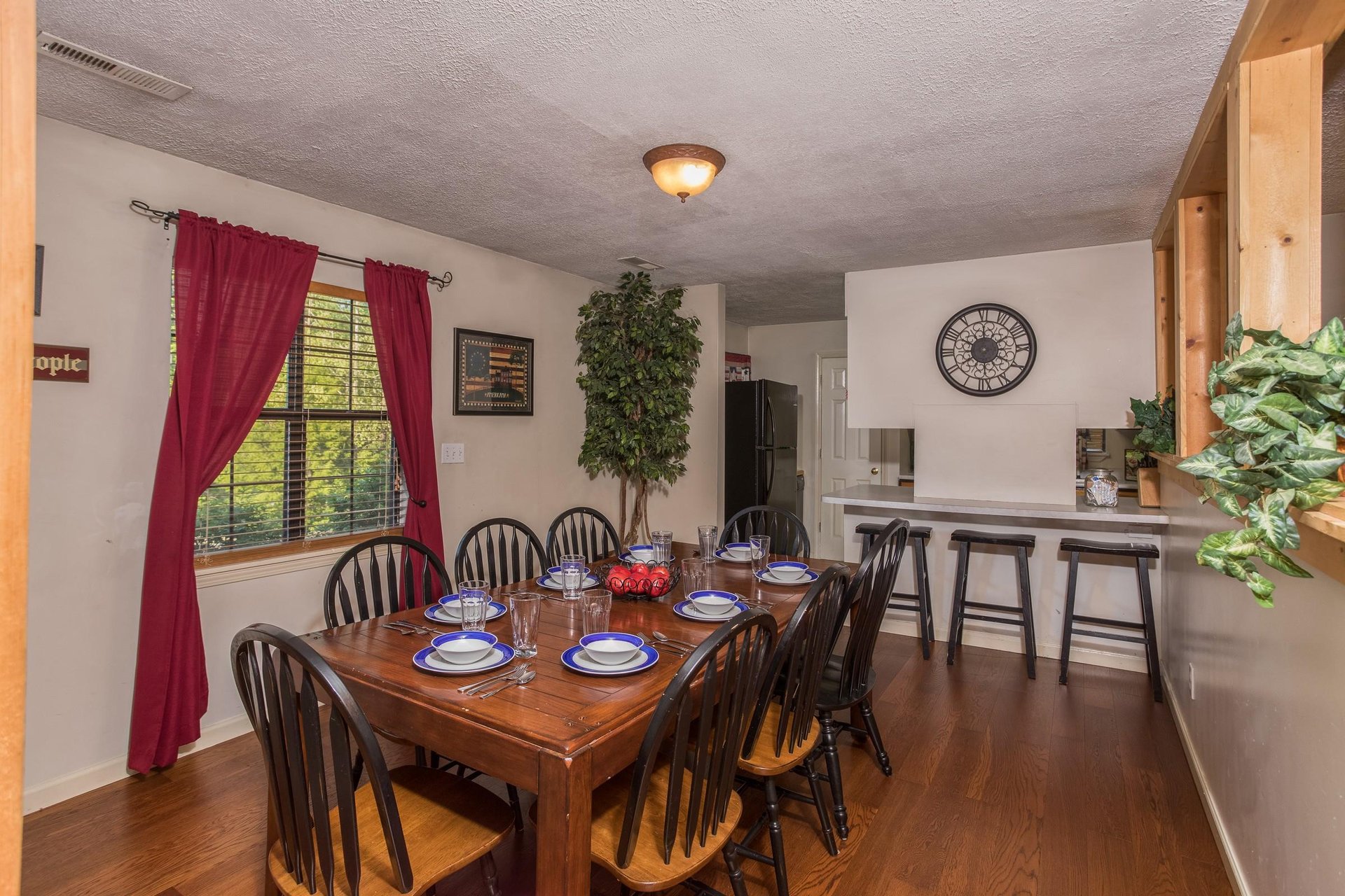 Dining Room Table