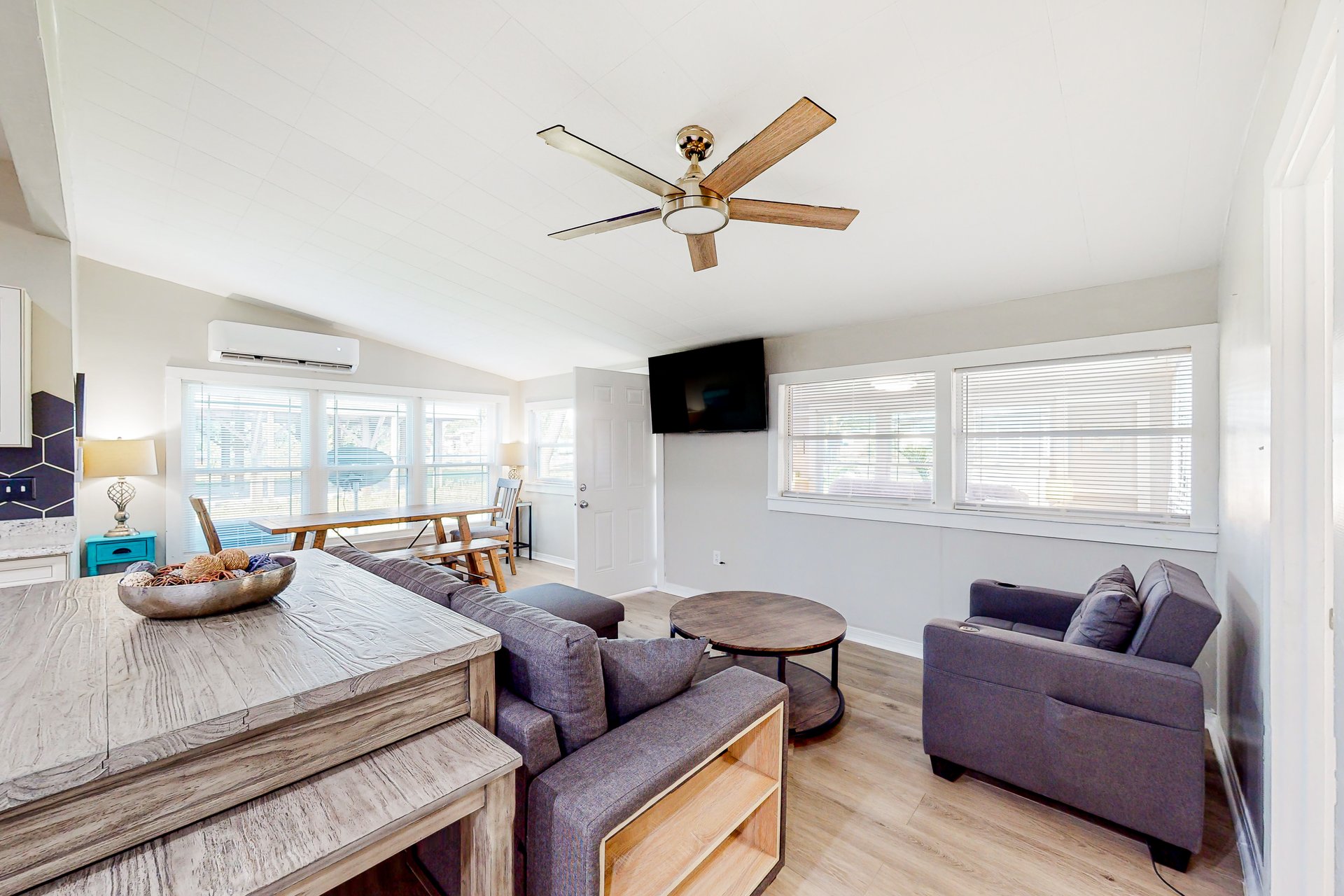 Azul Seaside Cottage 5