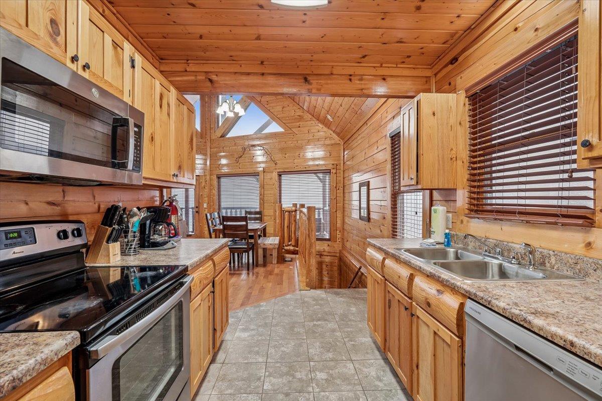 22Kitchen